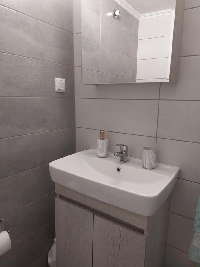 Luminosa Seaview Apartment Nea Iraklitsa ภายนอก รูปภาพ